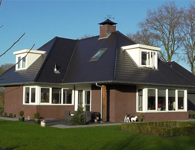 Buitenaanzicht van nieuwbouwwoning gebouwd door Bouwbedrijf W. Bouw